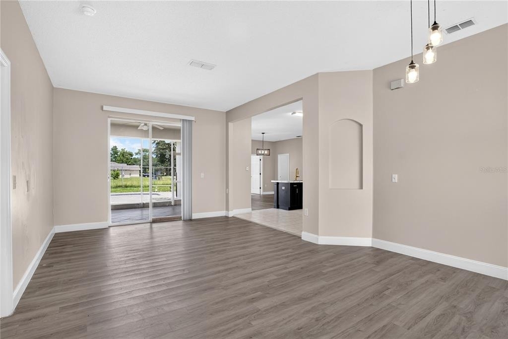 121 Aurelia Court - Photo 5