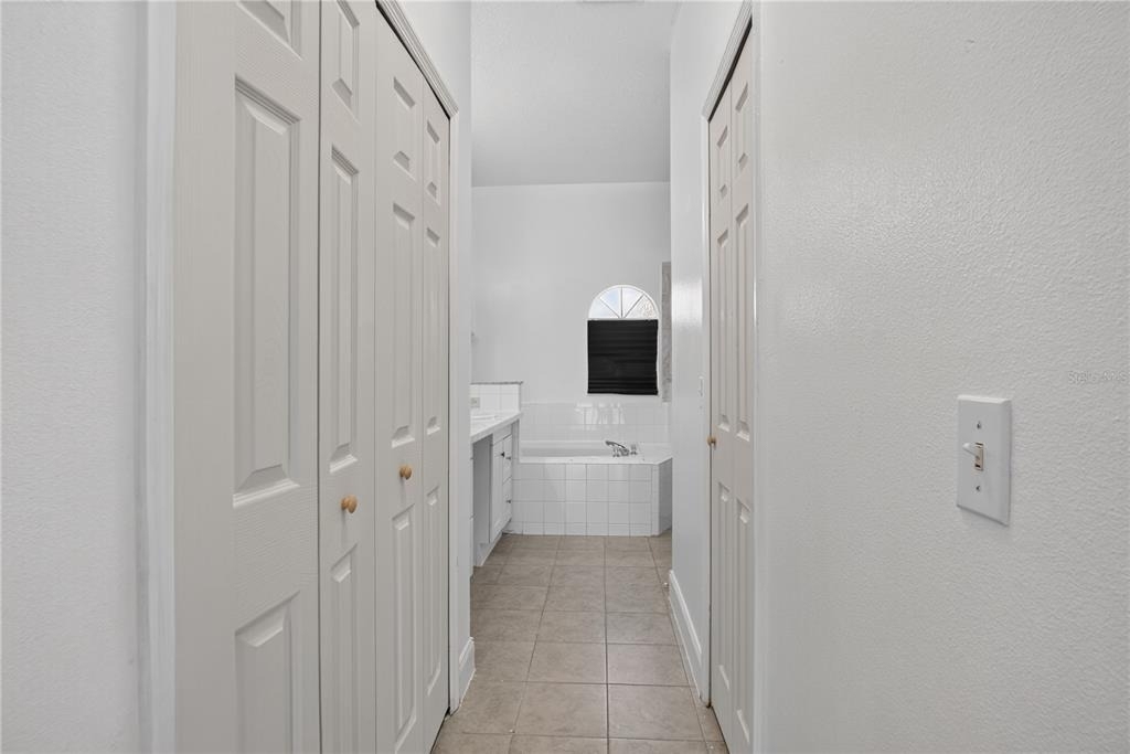 121 Aurelia Court - Photo 18