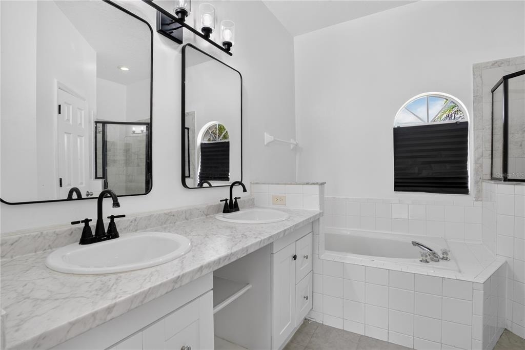 121 Aurelia Court - Photo 21