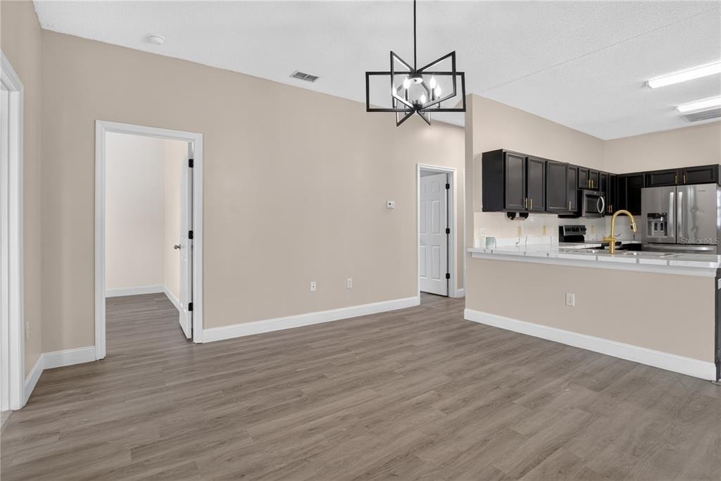 121 Aurelia Court - Photo 15