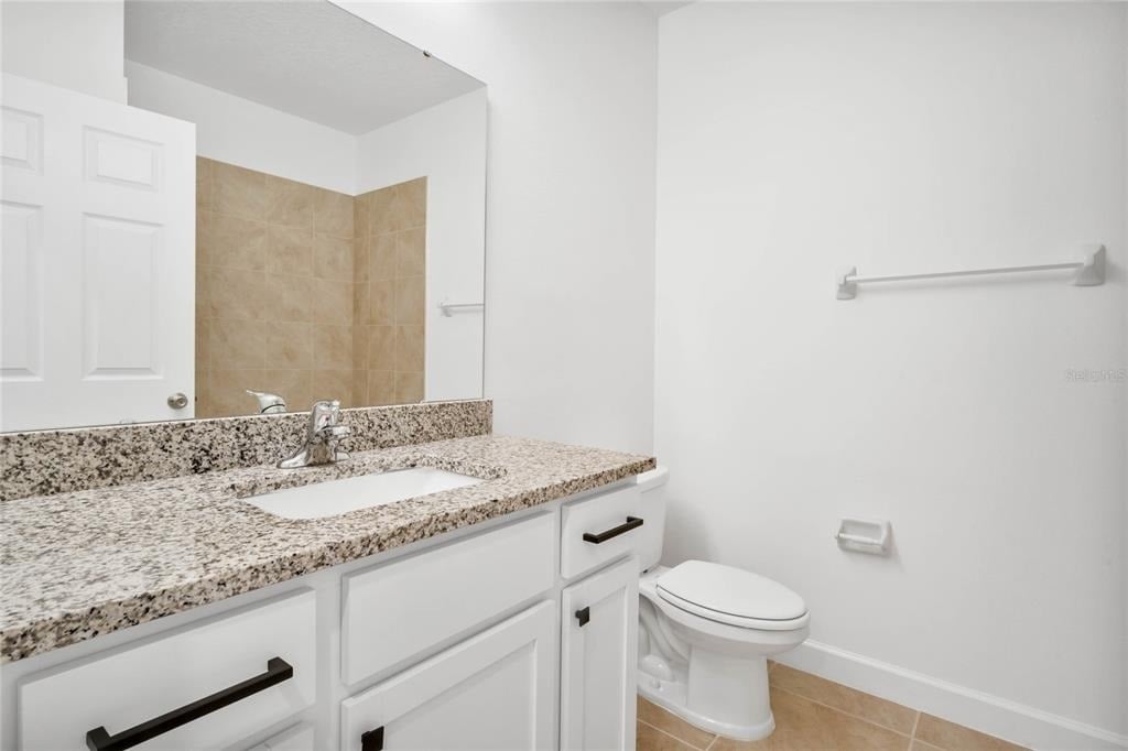 1308 Bond - Photo 13