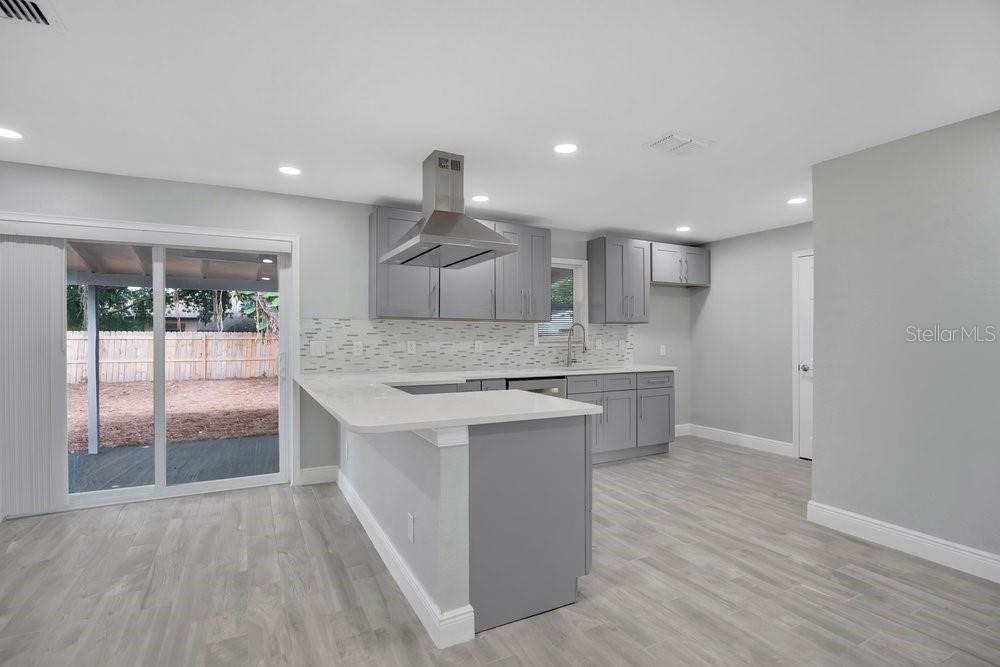 2115 Messina Avenue - Photo 10
