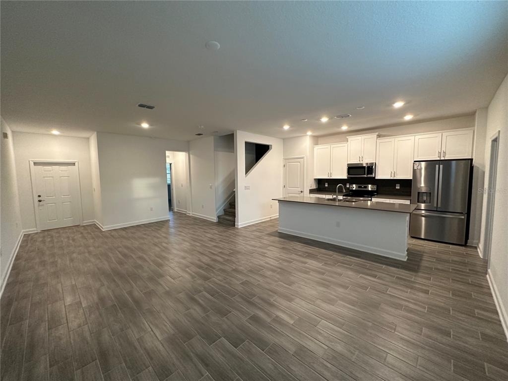 3068 Addison Boulevard - Photo 2