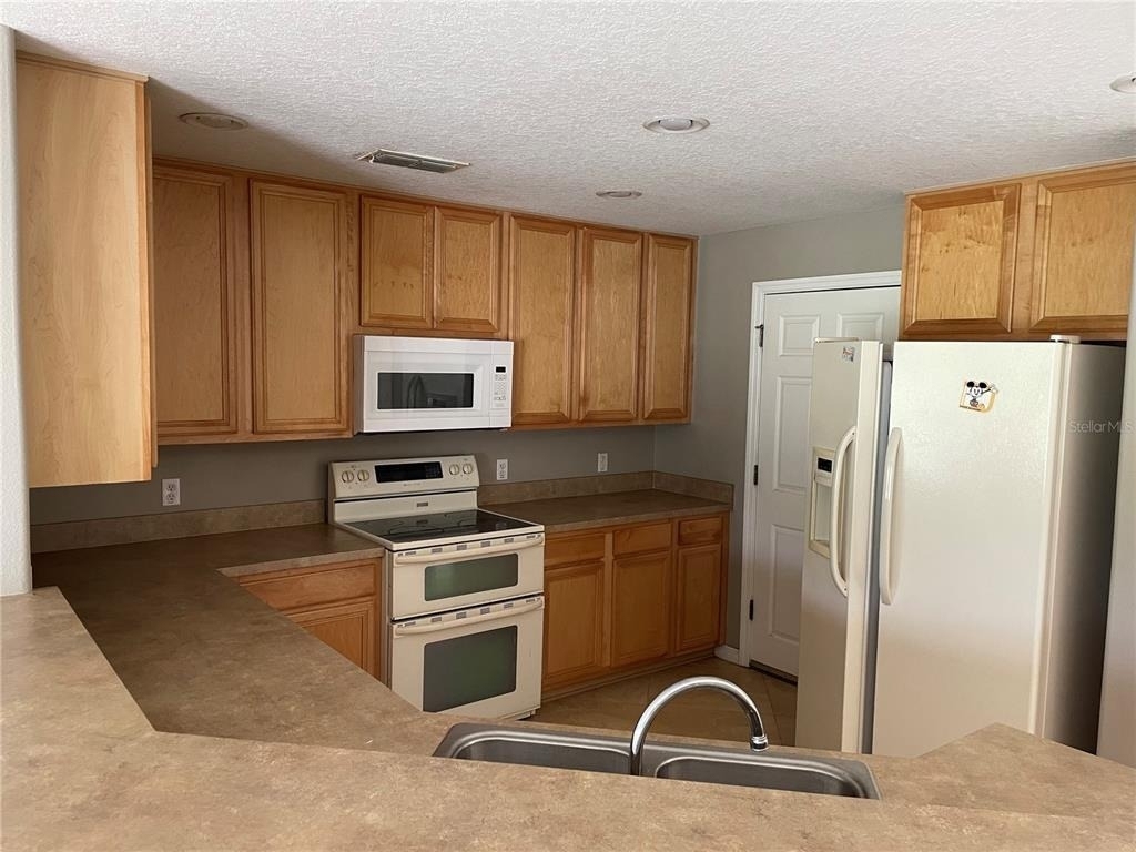 2508 Hassonite Street - Photo 5