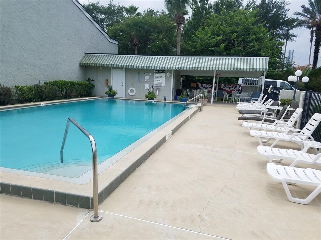 5421 Vineland Road - Photo 15