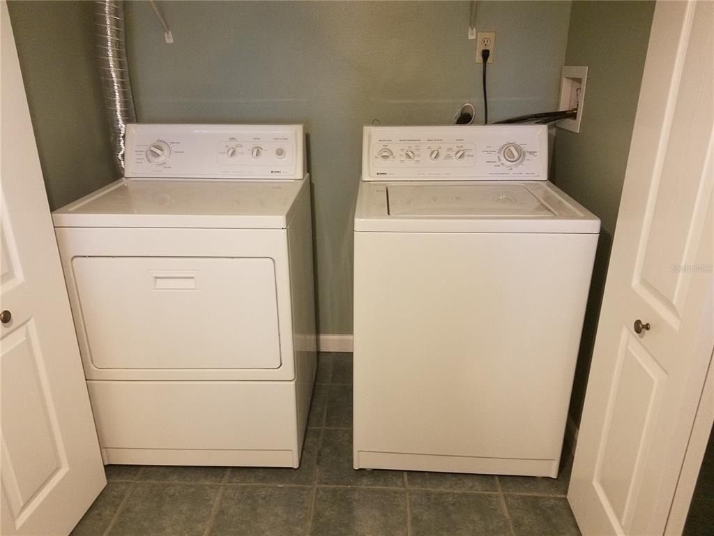 5421 Vineland Road - Photo 14