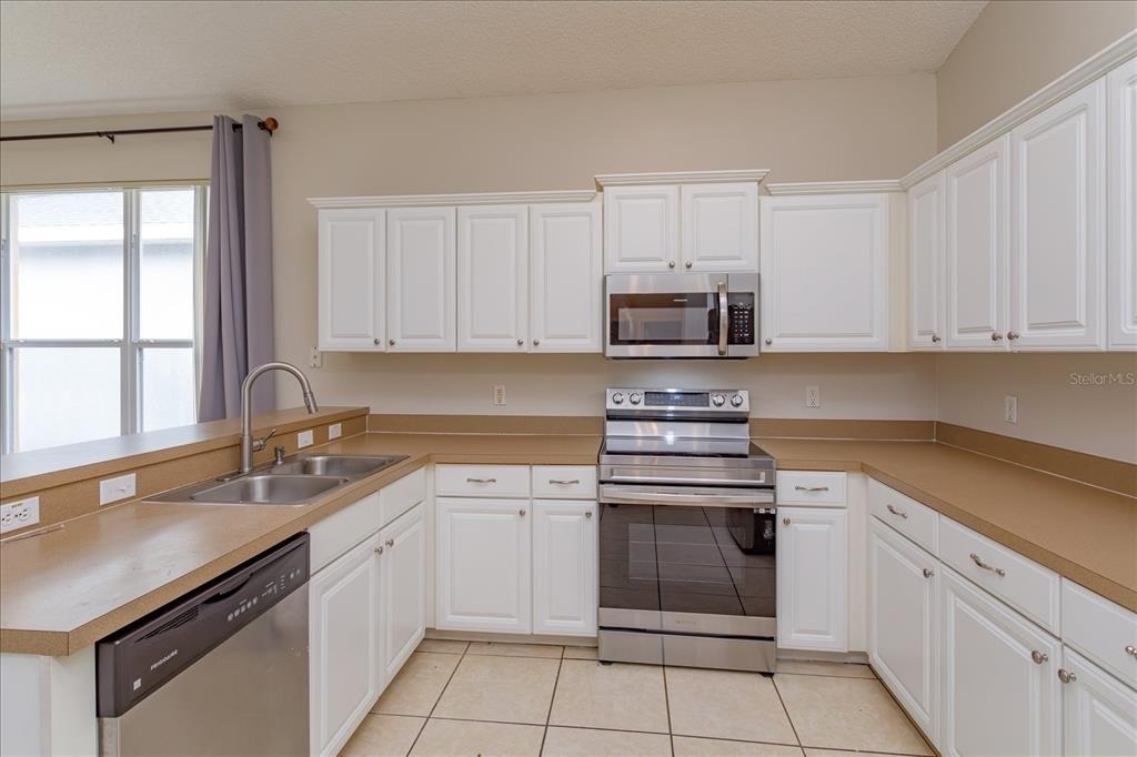 5537 Burlwood Drive - Photo 8