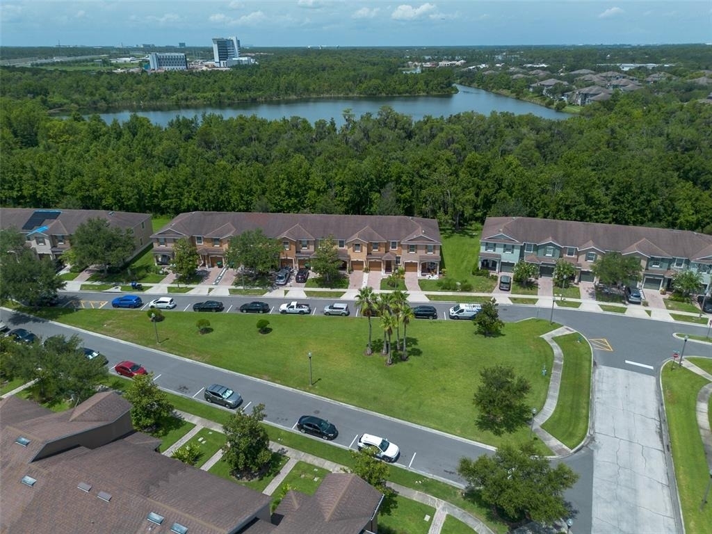 11191 Savannah Landing Circle - Photo 2