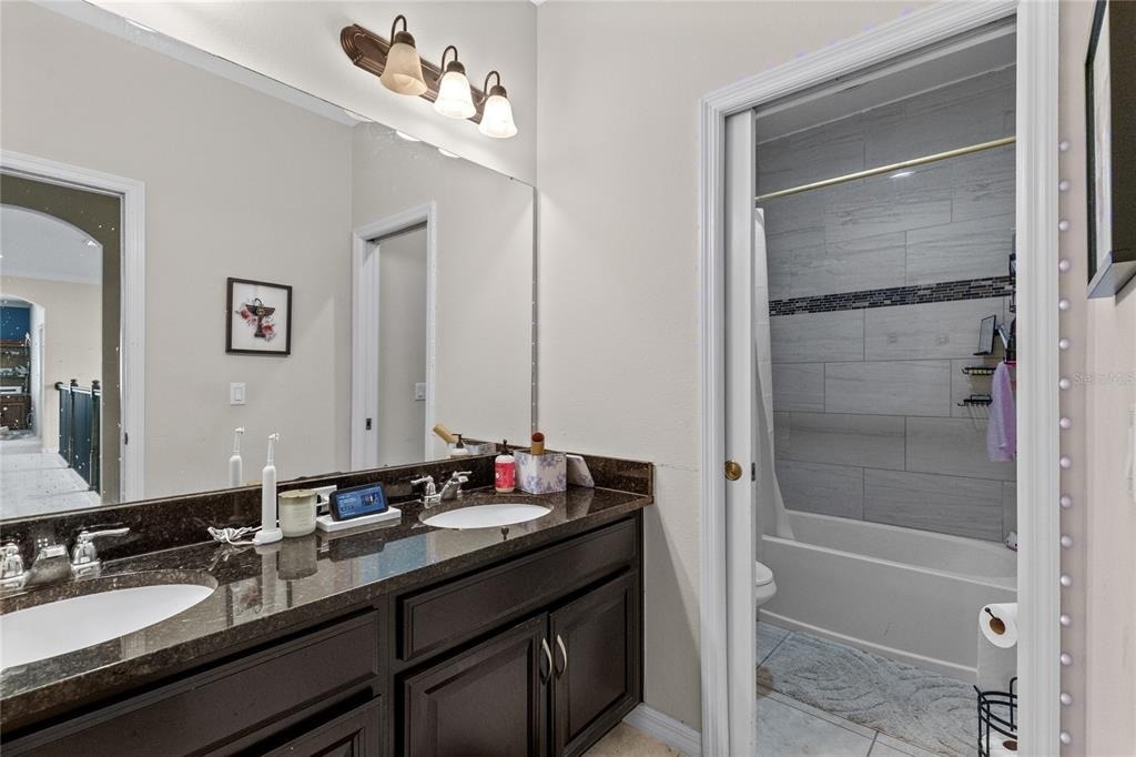 8802 Finsen Street - Photo 23