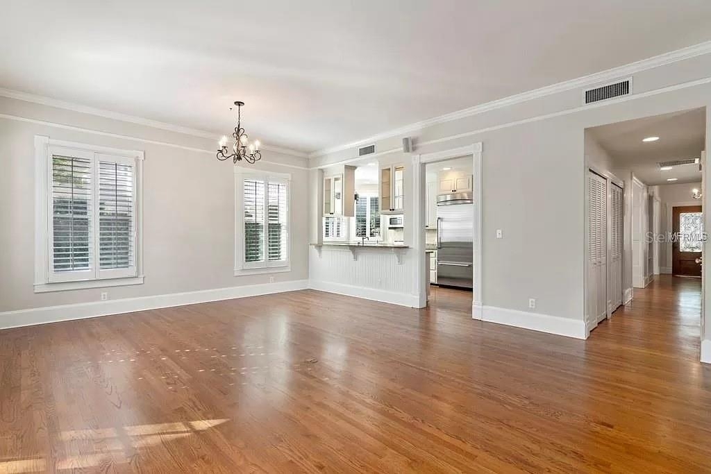 1119 Belleaire Circle - Photo 12