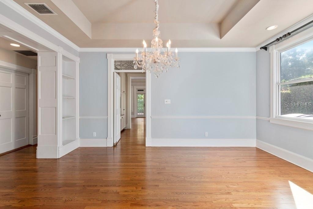 1119 Belleaire Circle - Photo 10