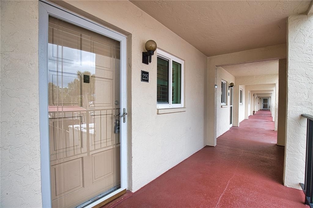 240 Santa Maria Street - Photo 3