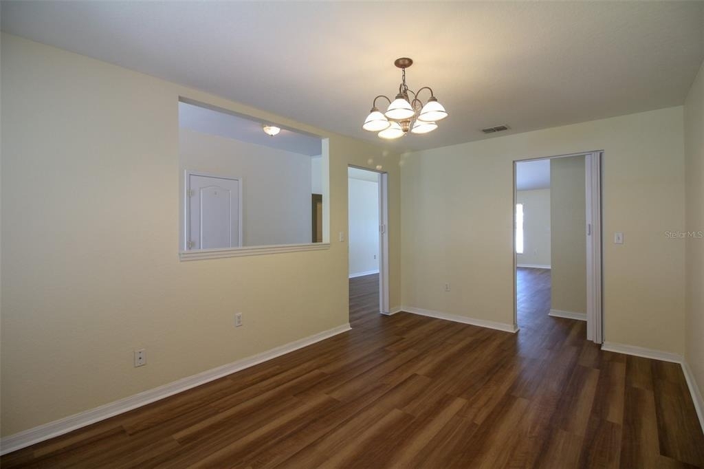 6719 Highlands Creek Boulevard - Photo 5