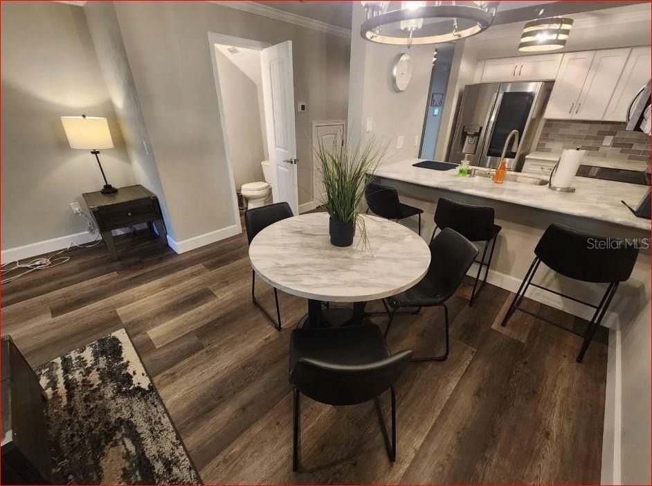 2735 Sw 35th Place - Photo 3