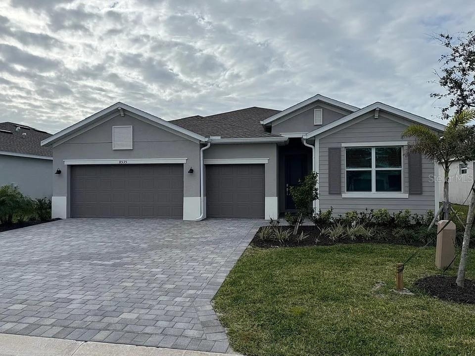 8535 Saint Kitts Circle - Photo 0