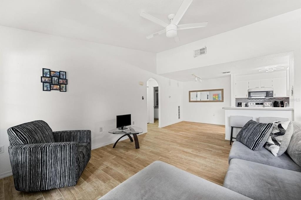 8933 Manor Loop - Photo 11