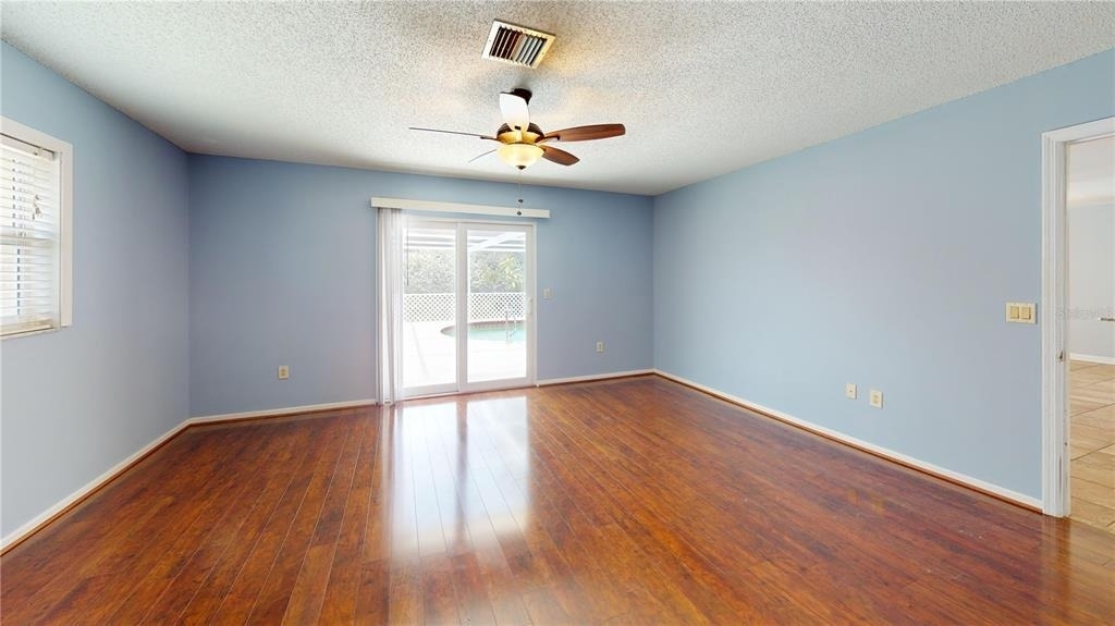 147 Hourglass Drive - Photo 8