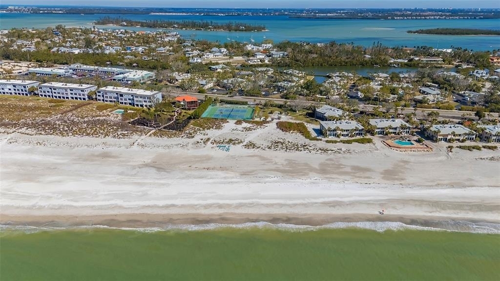 6750 Gulf Of Mexico Drive - Photo 40
