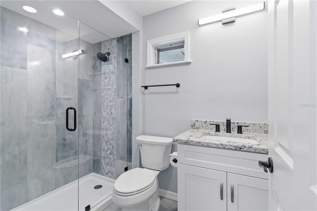 607 Manatee Avenue - Photo 23