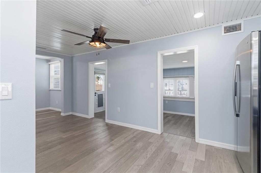 607 Manatee Avenue - Photo 19