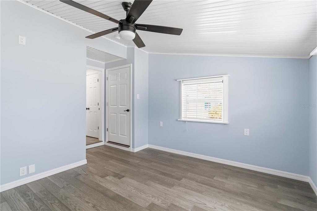 607 Manatee Avenue - Photo 21