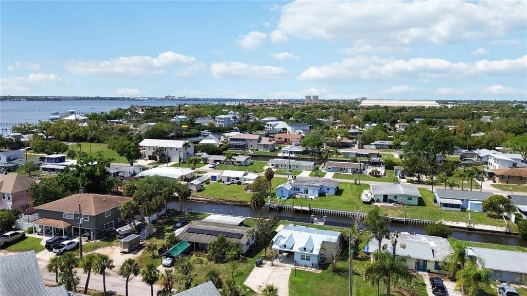 607 Manatee Avenue - Photo 42