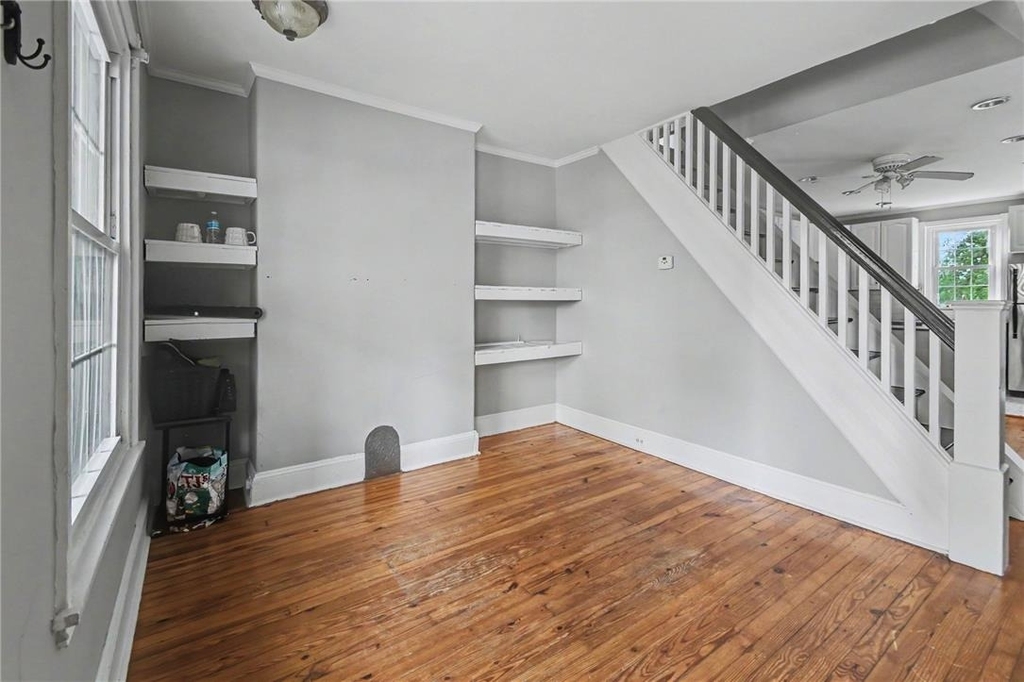 350 Dupont Street - Photo 0