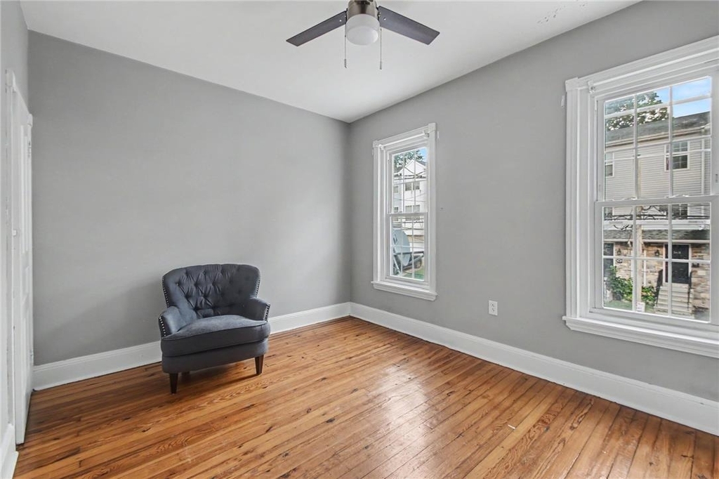 350 Dupont Street - Photo 7