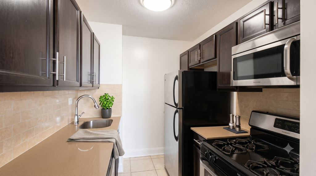 3333 Broadway - Photo 1