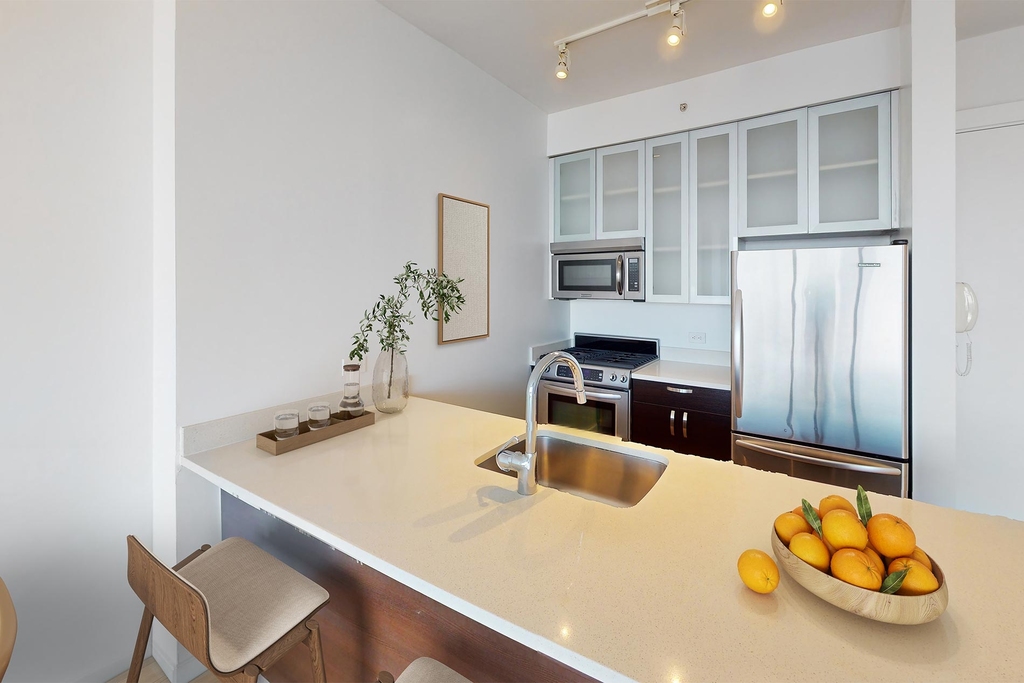 808 Columbus Ave - Photo 11
