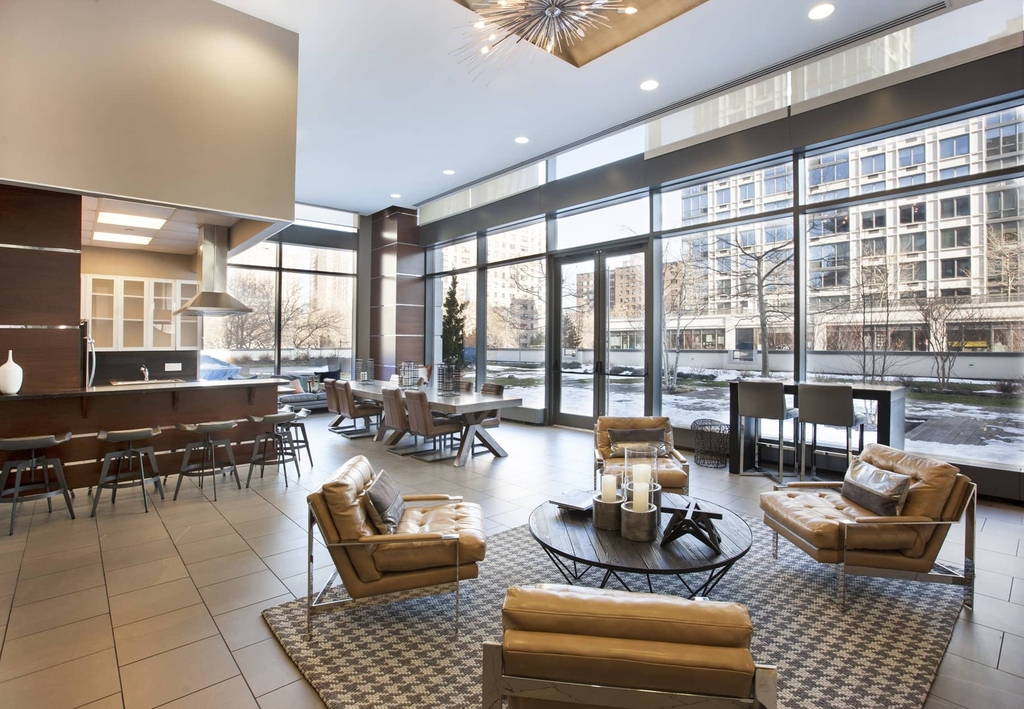 808 Columbus Ave - Photo 8