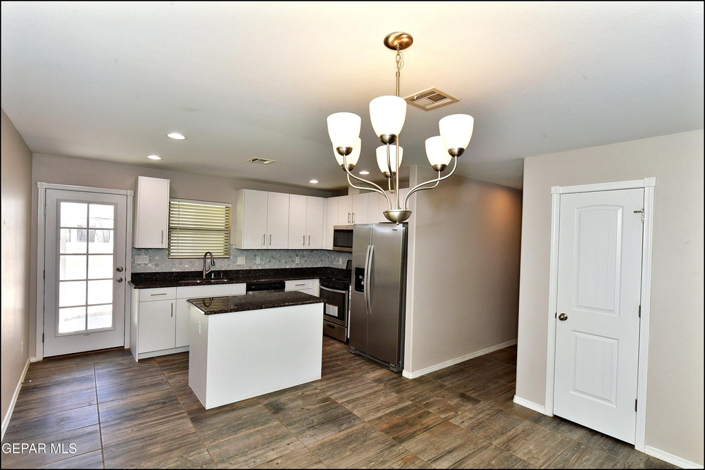 963 Aircoupe Way - Photo 13