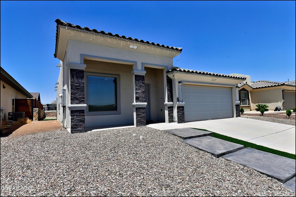 963 Aircoupe Way - Photo 1