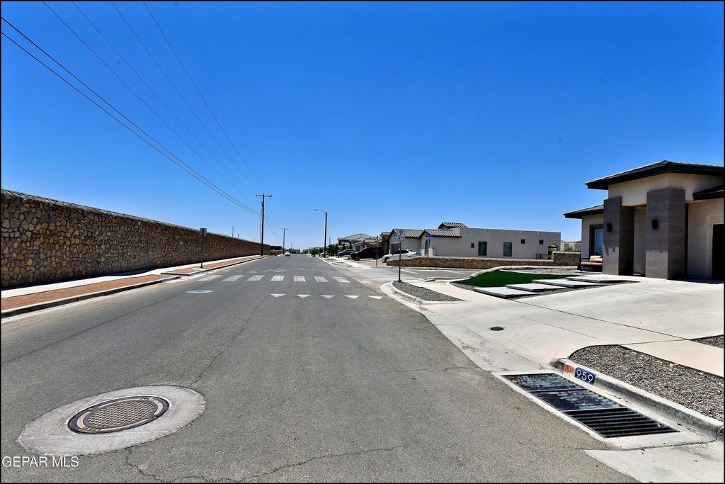 963 Aircoupe Way - Photo 46