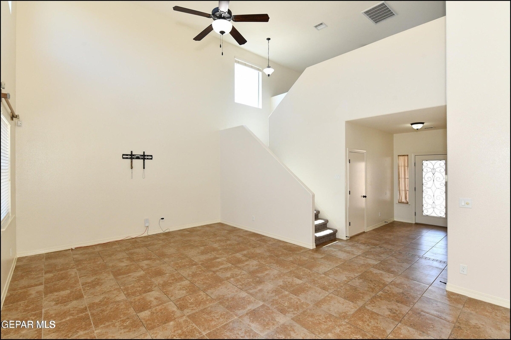 14309 S Cave Avenue - Photo 9