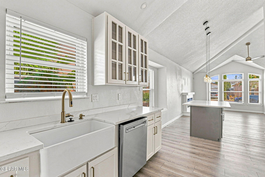 7453 Plaza Taurina Drive - Photo 9