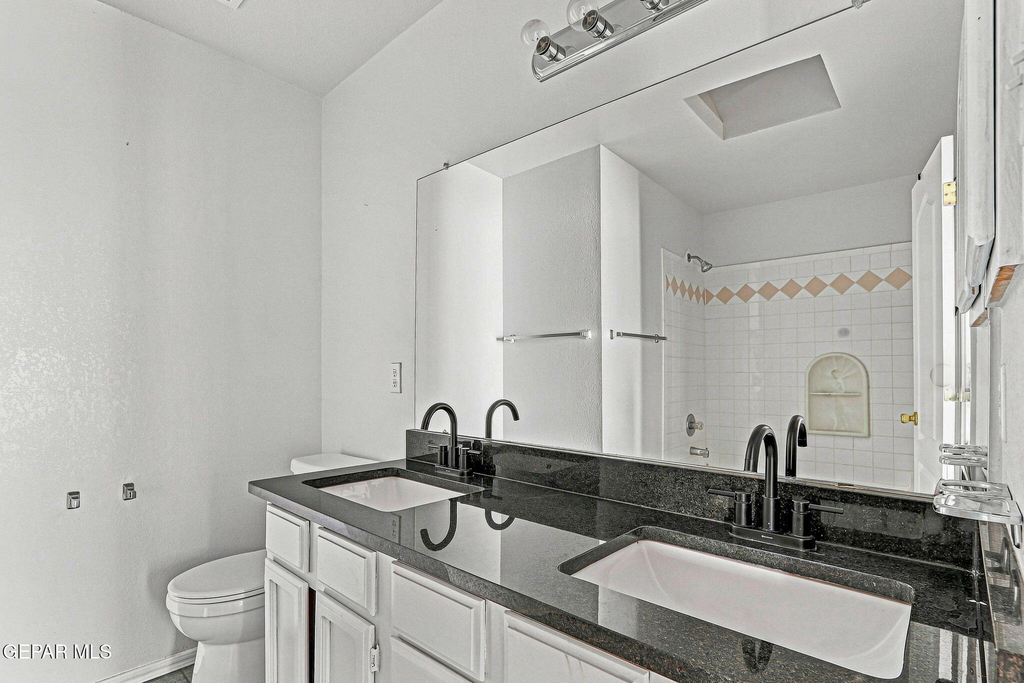 7453 Plaza Taurina Drive - Photo 14