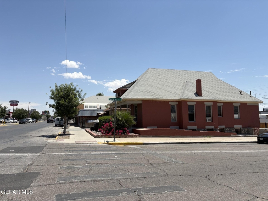 1800 Montana Avenue - Photo 5