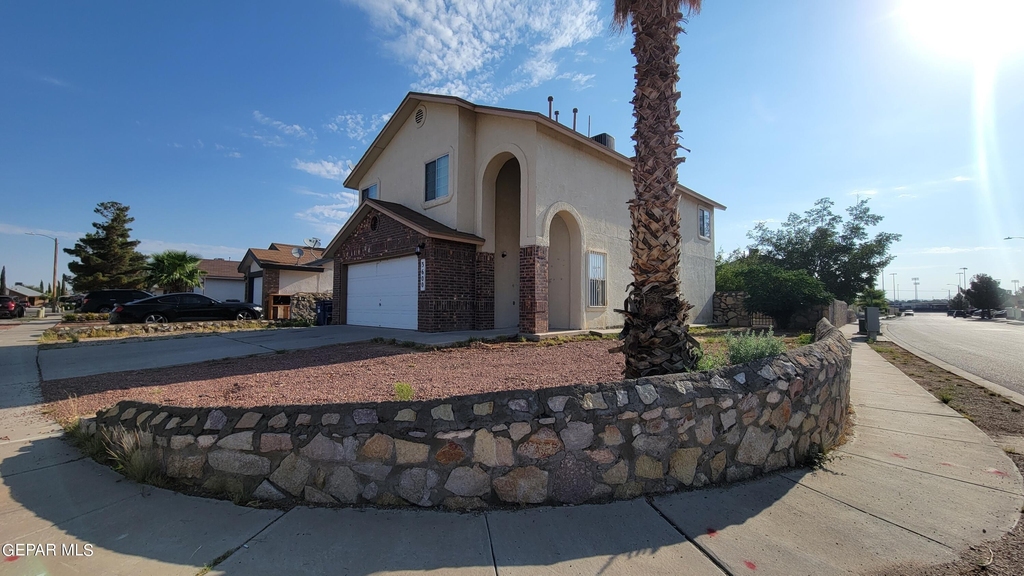 3600 Tierra Meca Drive - Photo 2