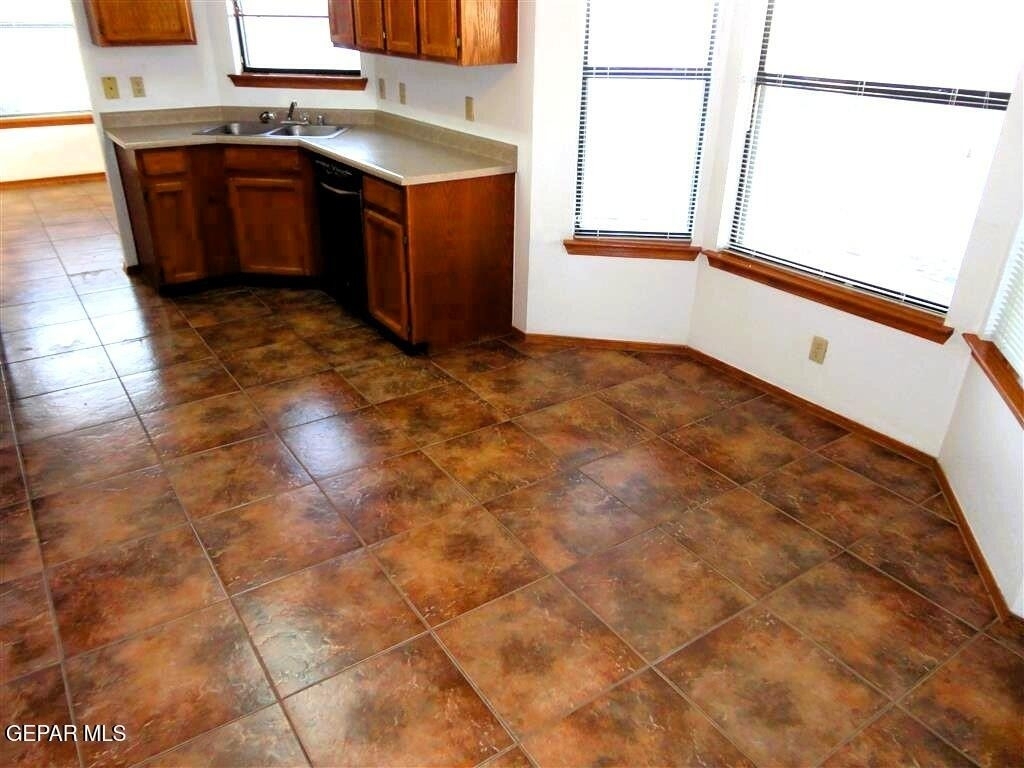 7205 Night Hawk Drive - Photo 7