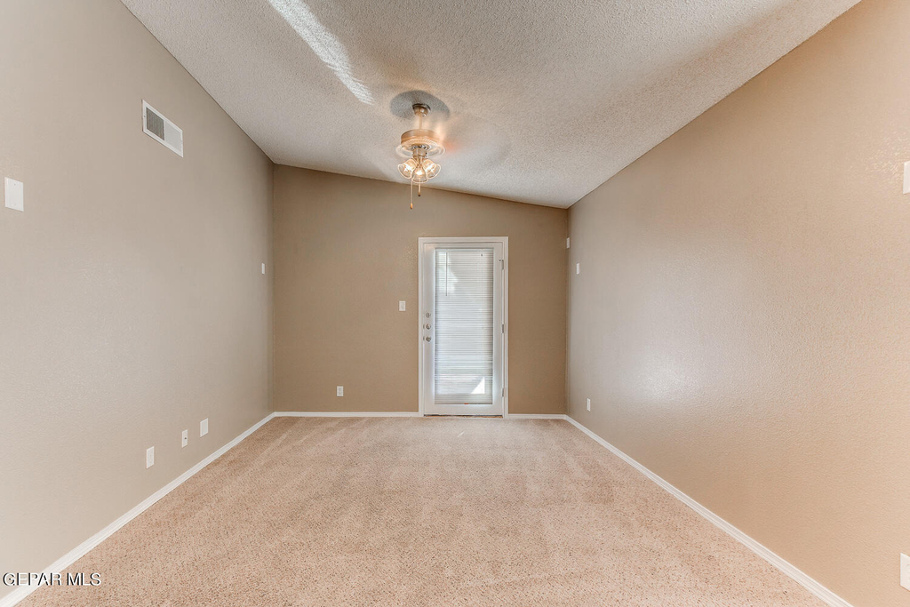 3289 Emerald Point Drive - Photo 5