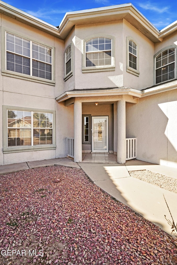 1315 Olga Mapula Drive - Photo 2