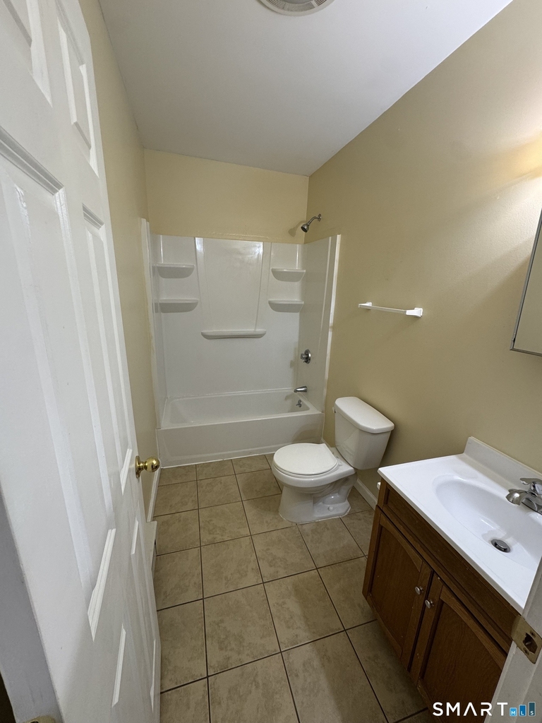 422 Main Street - Photo 2