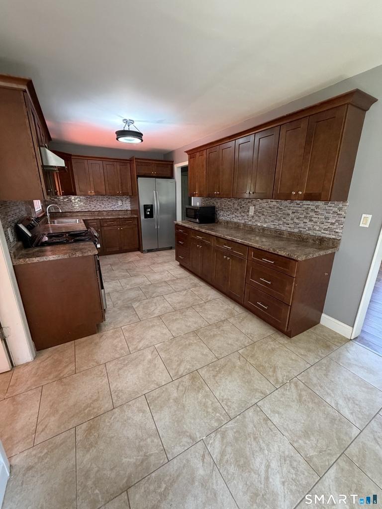 17 Sherman Road - Photo 4