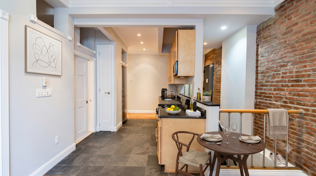330 East 100th Street - Photo 2