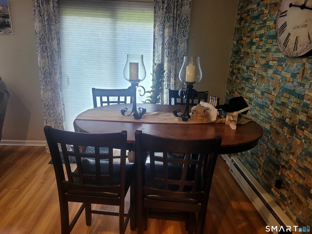 565 Clark Avenue - Photo 5
