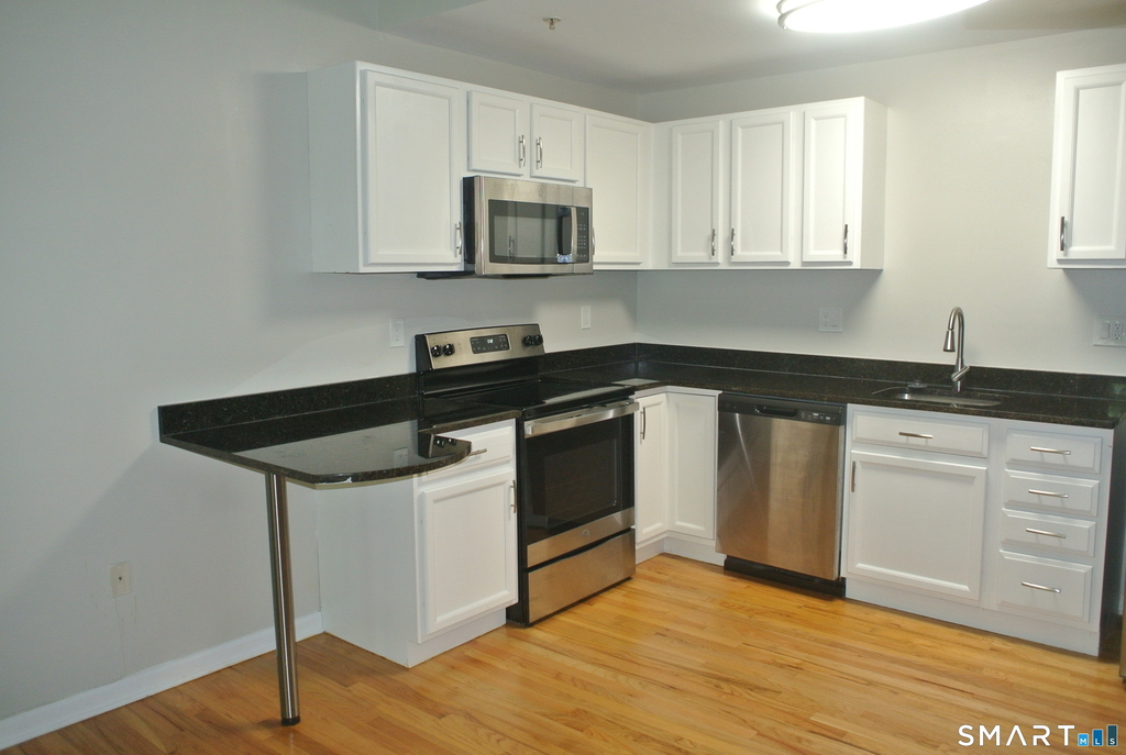670 Boston Post Road - Photo 1