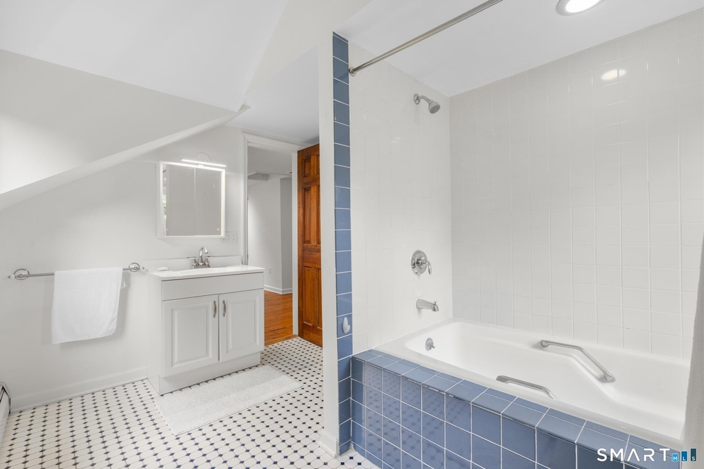 317 Skiff Mountain Road - Photo 27