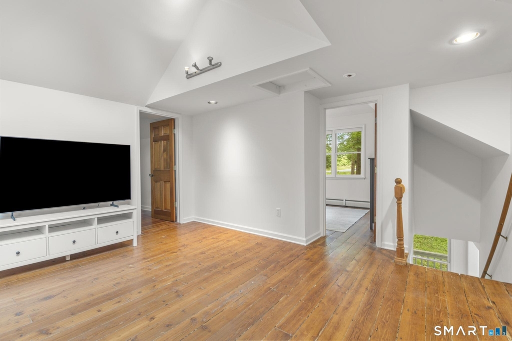317 Skiff Mountain Road - Photo 17