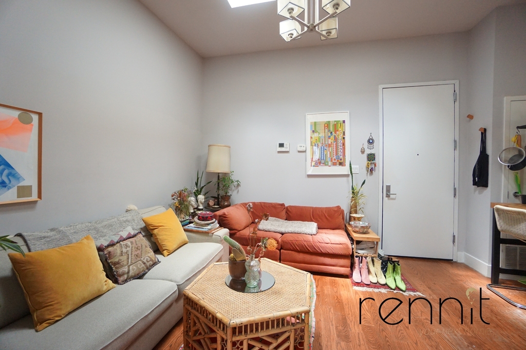 914 Hart Street - Photo 2